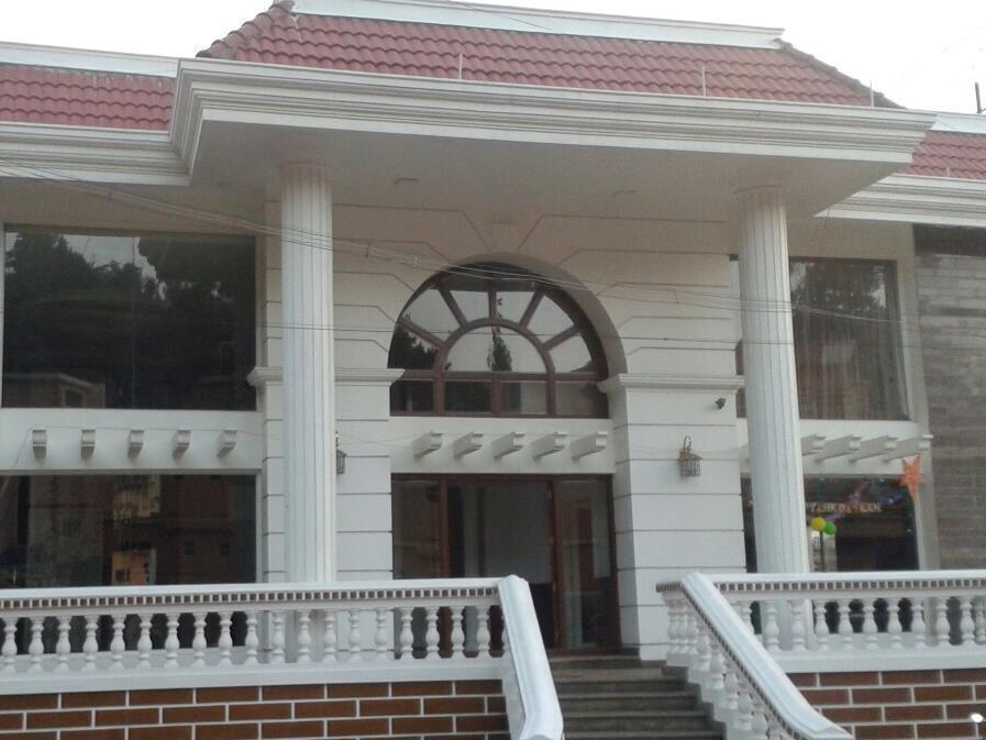 Hotel The Majestic Crown à Ooty Extérieur photo